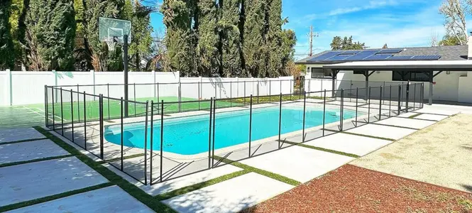 Aluminium pool fence in Wodonga